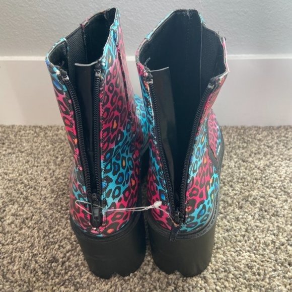 Bumper Unisex Faux Leather Cheetah Print Rave Platform Boots NEW Size 7.5 - Picture 8 of 15